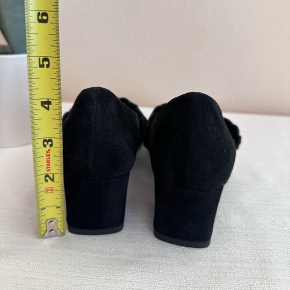 New AQUATALIA Black Suede Pointed Mary Jane Strap Pumps Women’s 7M - Picture 8 of 12